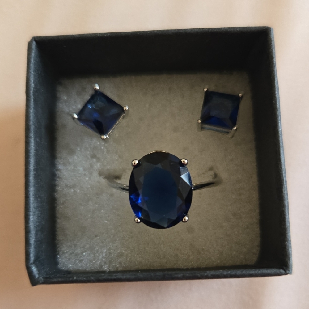 Elegant Blue Gemstone Jewelry Set